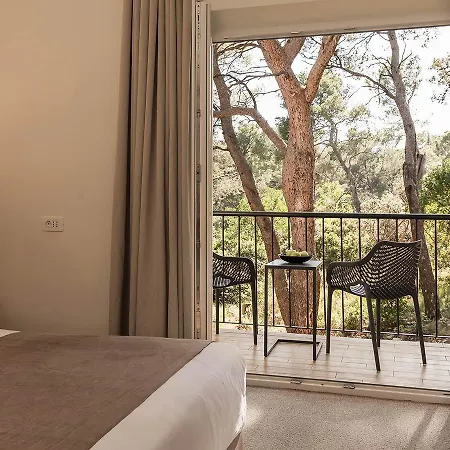 Aminess Younique Senses Resort Vrboska Room photo